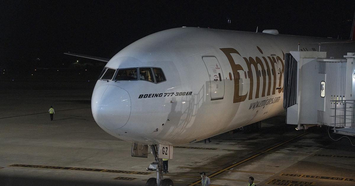 Máy bay của hãng hàng không lớn nhất thế giới Emirates đưa khách từ Dubai tới Đà Nẵng