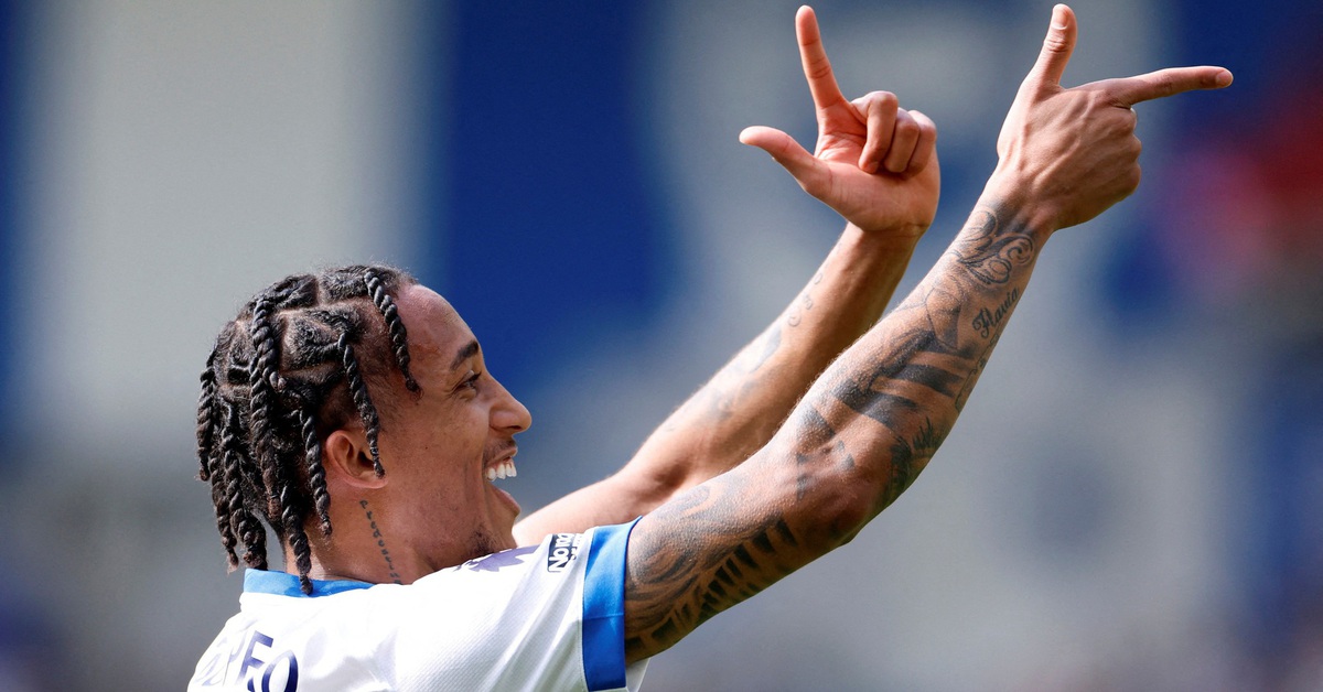 Brighton kiếm tiền 'khủng' từ Chelsea