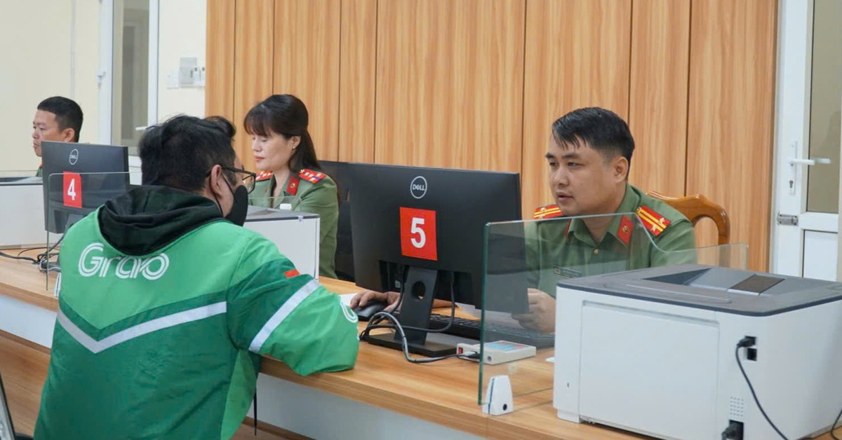 Địa chỉ 167 công an cấp xã, 1 đặc khu và 10 đồn công an thuộc Công an TP.HCM mới