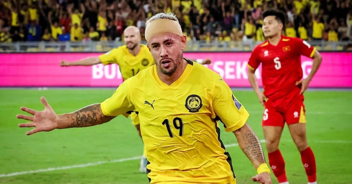 FIFA phạt nặng đội bóng Đông Nam Á nhập tịch trái phép, đối thủ của ĐT Việt Nam nhận cảnh báo?