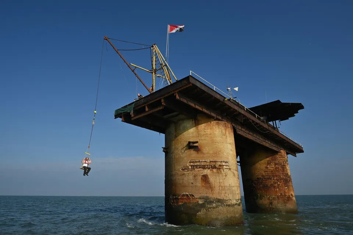 Có quốc gia nhỏ nhất thế giới chỉ với một cư dân và có hoàng gia riêng?