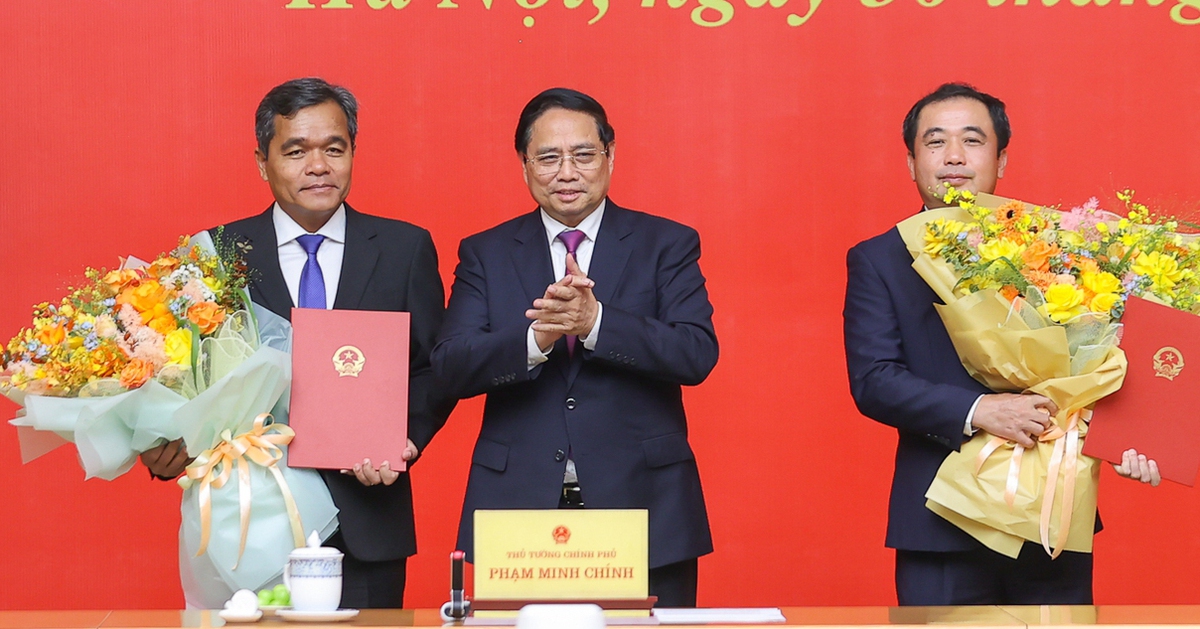 Thủ tướng trao quyết định bổ nhiệm phó tổng thanh tra thường trực Thanh tra Chính phủ
