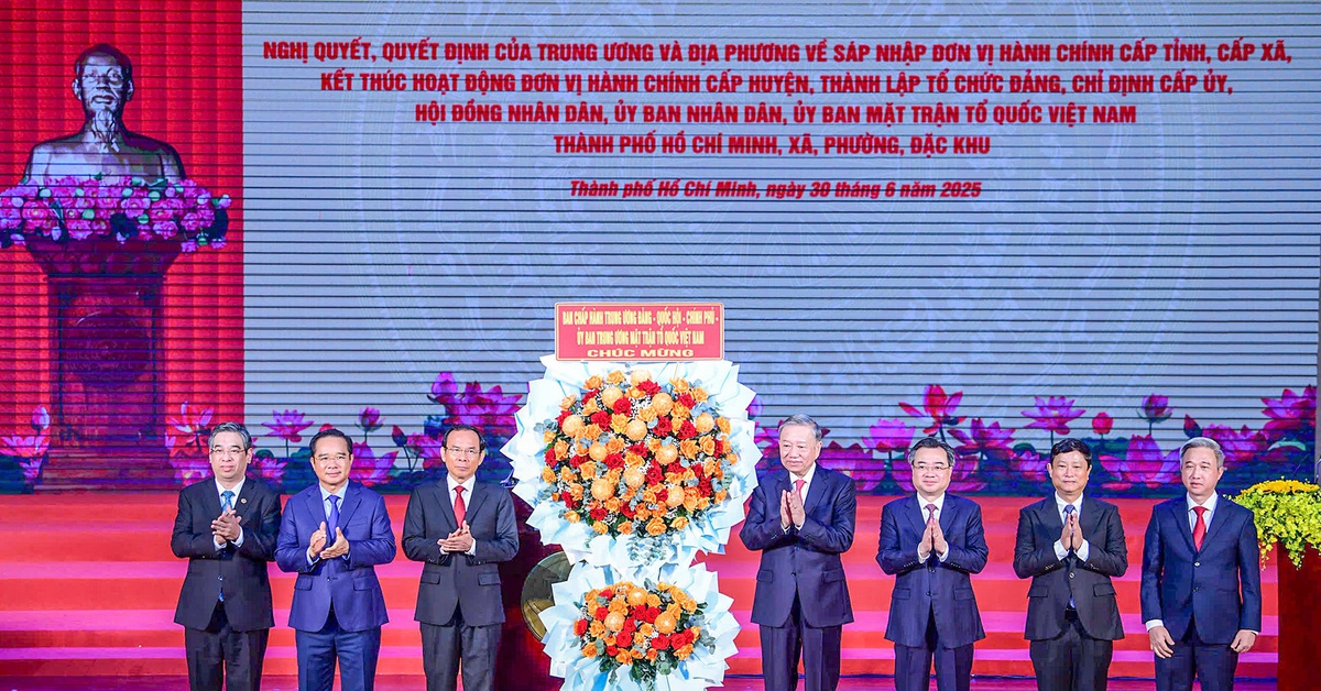Thời khắc lịch sử