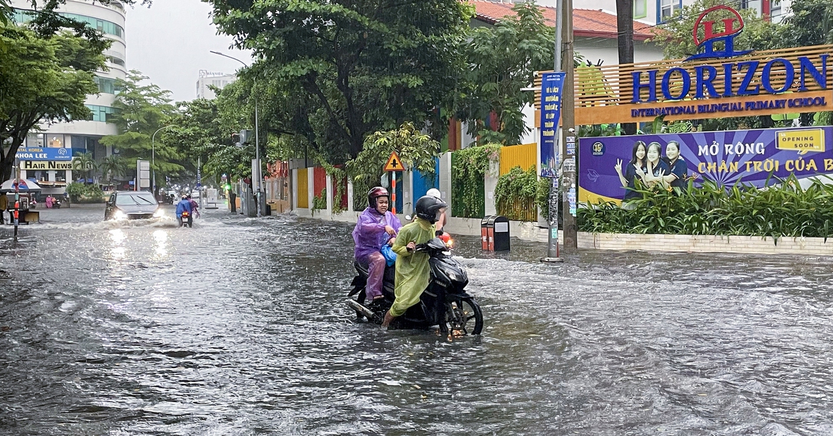 Điều gì khiến ‘phố nhà giàu’ Thảo Điền cứ mưa là ngập?