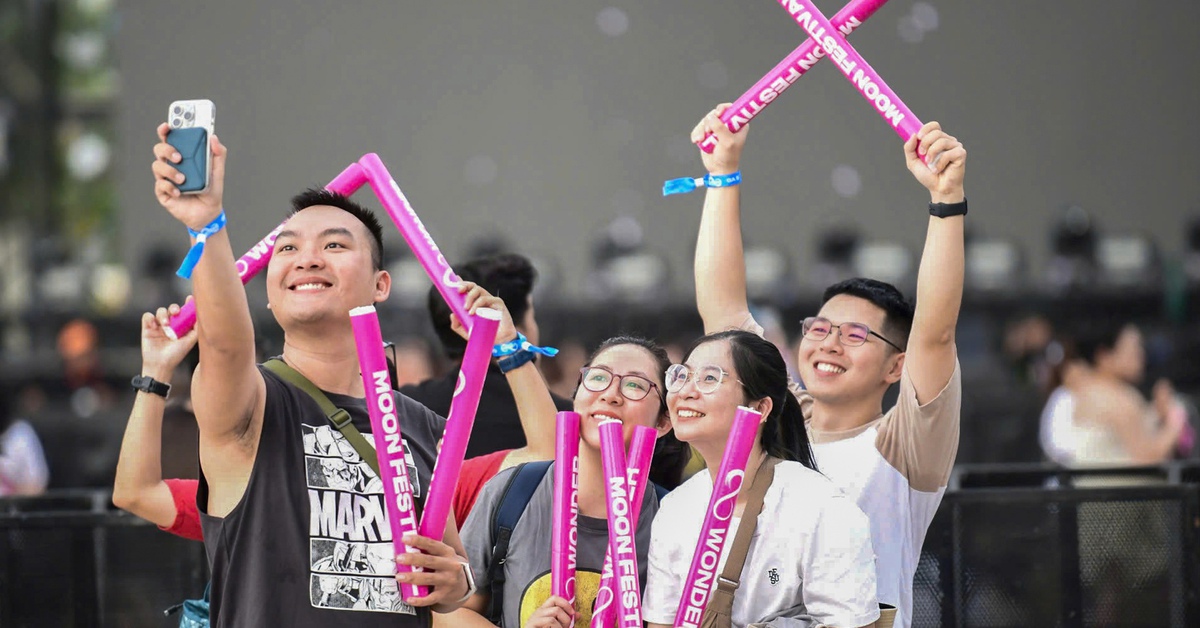 Gọi người trẻ là 'thế hệ cợt nhả' liệu có nên?
