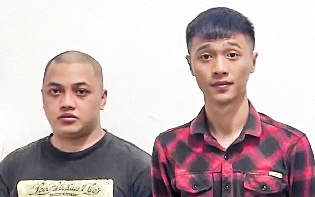 Bắt nhân viên 2 quán cơm ẩu đả, tranh giành khách