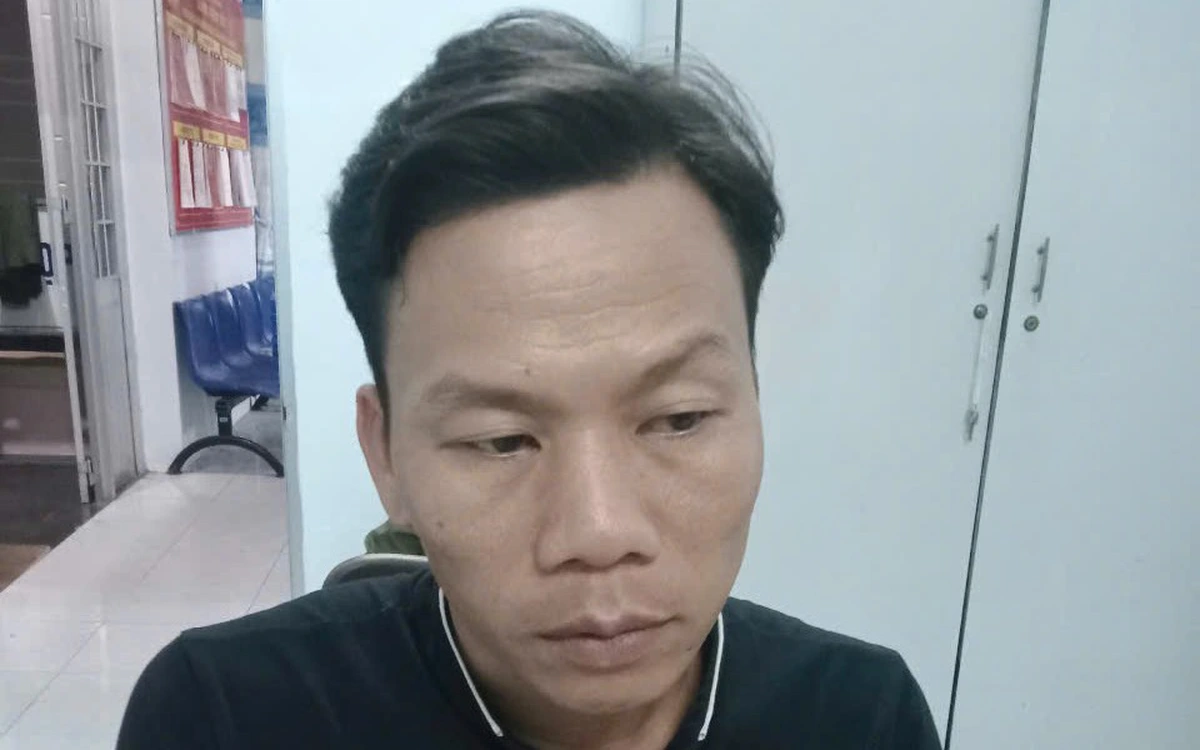 Dùng dao đe dọa bạn gái vì rủ đi nhà nghỉ bất thành
