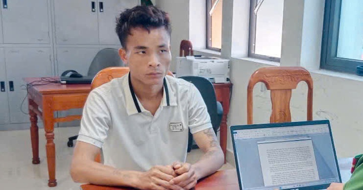 Dùng rựa khống chế, cưỡng bức người phụ nữ đang làm rẫy