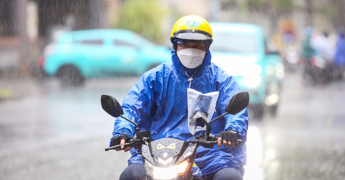 Thời tiết hôm nay 6-6: Miền Bắc nắng nóng sau mưa, miền Nam mưa dông