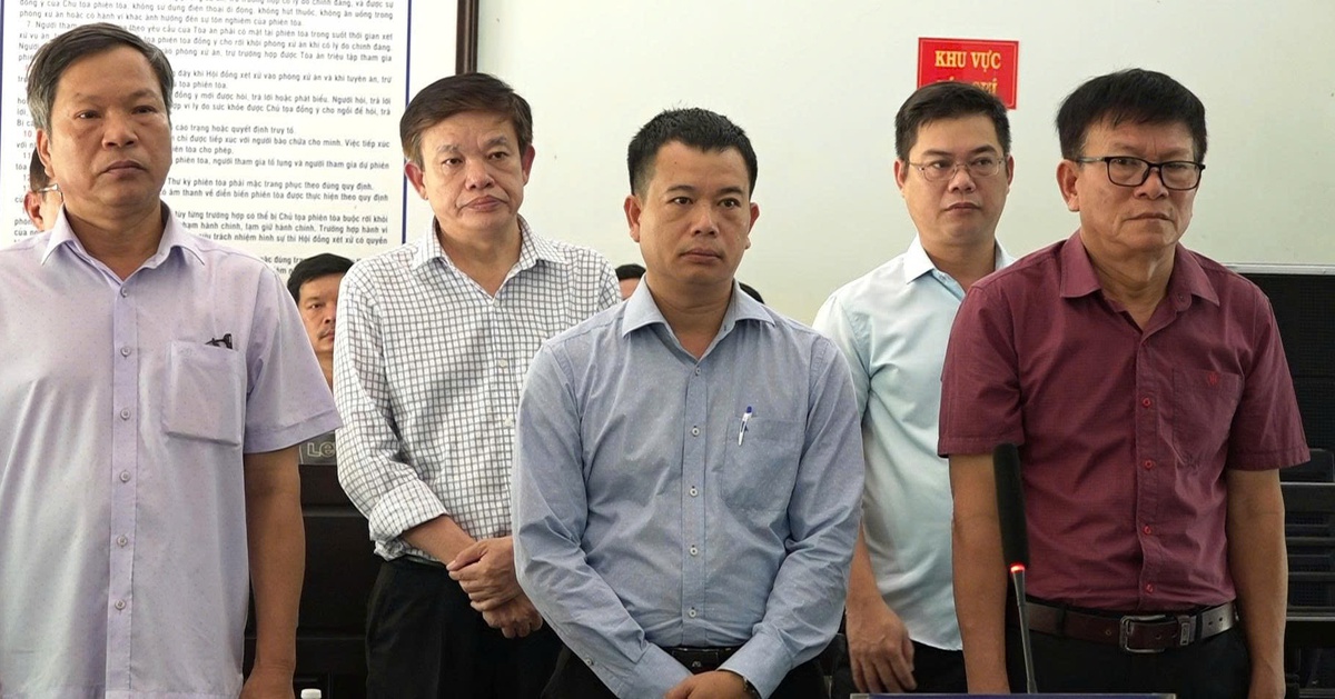 Giám đốc trung tâm đăng kiểm ở Huế lĩnh án hơn 15 năm tù vì tội nhận hối lộ