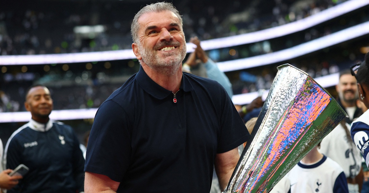Tottenham có quyết định 'tàn nhẫn' với HLV vừa vô địch Europa League
