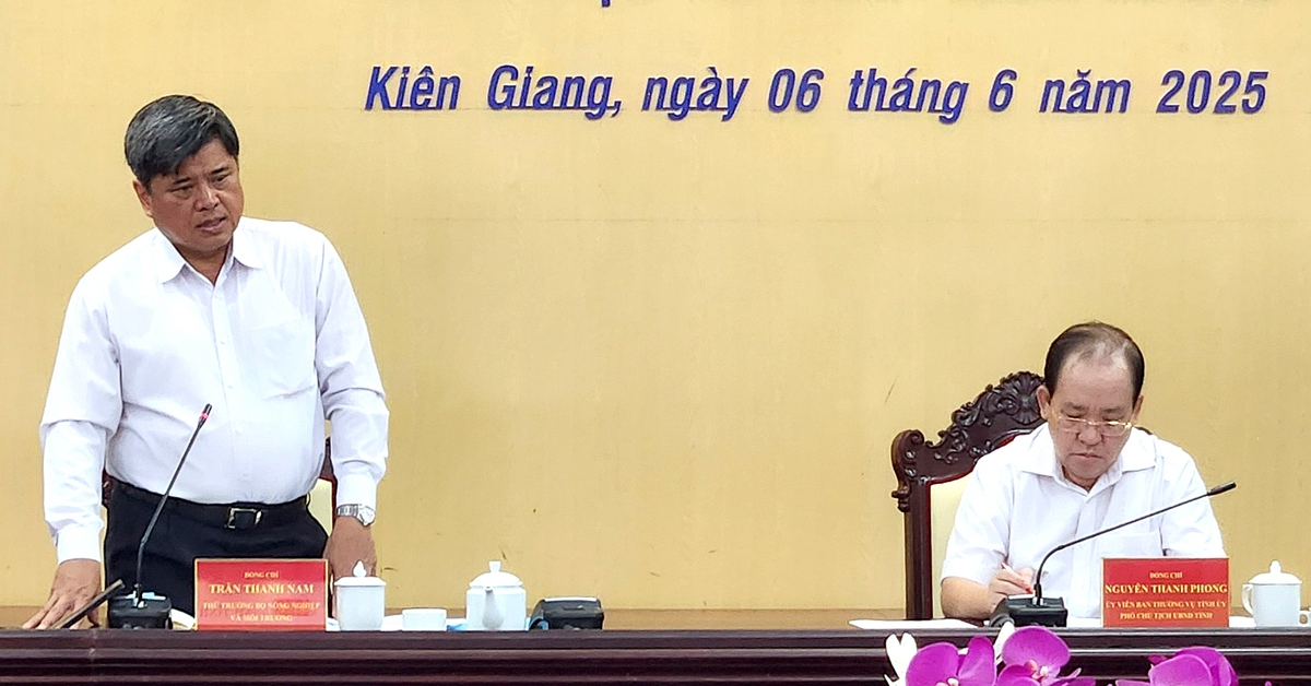 Cần xử lý tận 'gốc' buôn lậu và mạnh tay xử lý cán bộ bảo kê