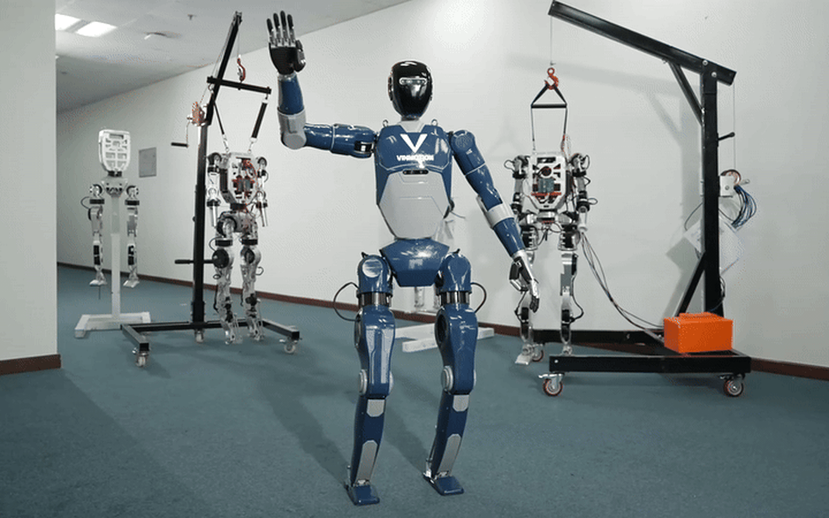 VinMotion - robot hình người 'Made in Vietnam' đầu tiên ra mắt