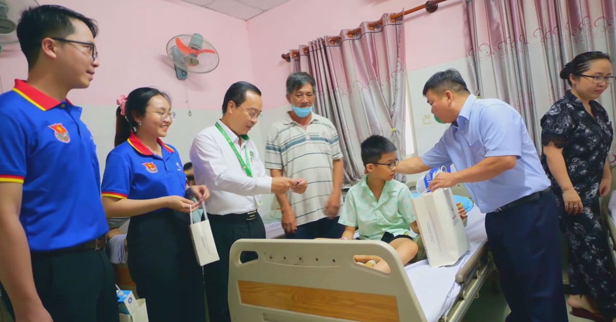 EVNGENCO3 trao gửi yêu thương dịp Tết thiếu nhi