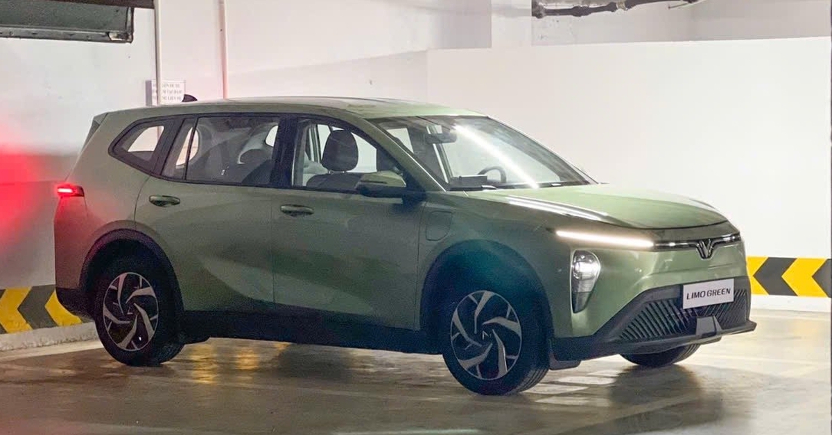 VinFast Limo Green lộ diện thực tế: Dễ là bản thương mại, thiết kế của người Việt