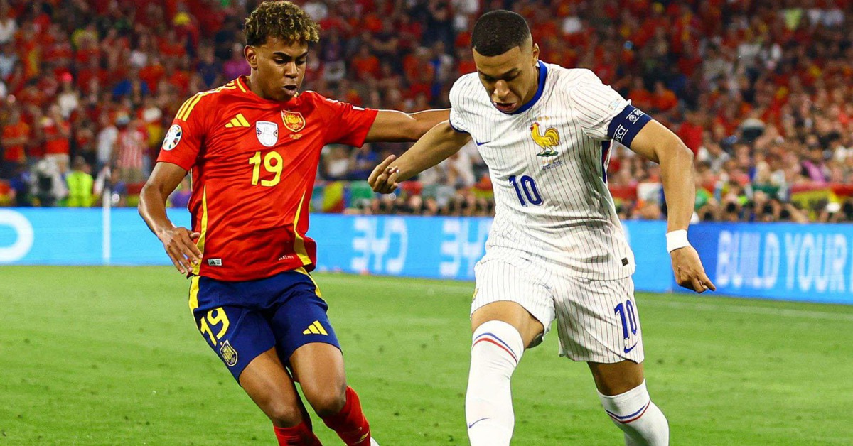Thống kê chỉ ra Mbappe cứ gặp Yamal là thua