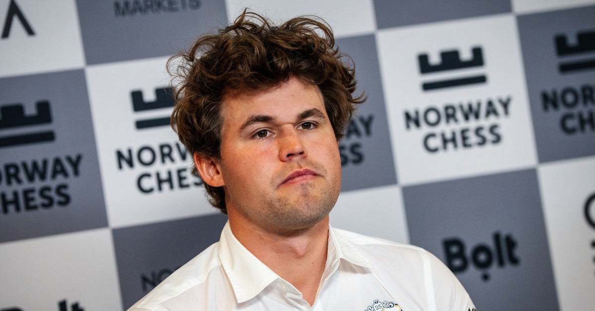 Magnus Carlsen đăng quang siêu giải Na Uy đầy kịch tính