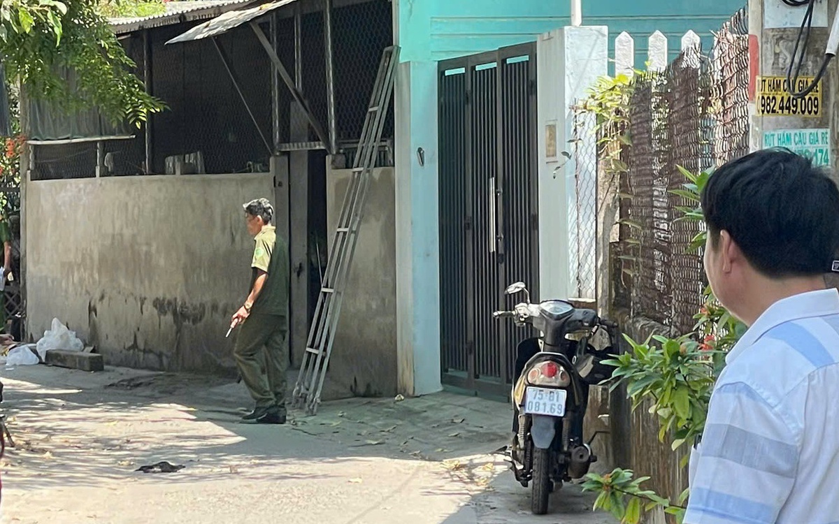 Điều tra vụ 3 người trong một gia đình nhập viện vì bị một người dùng dao tấn công