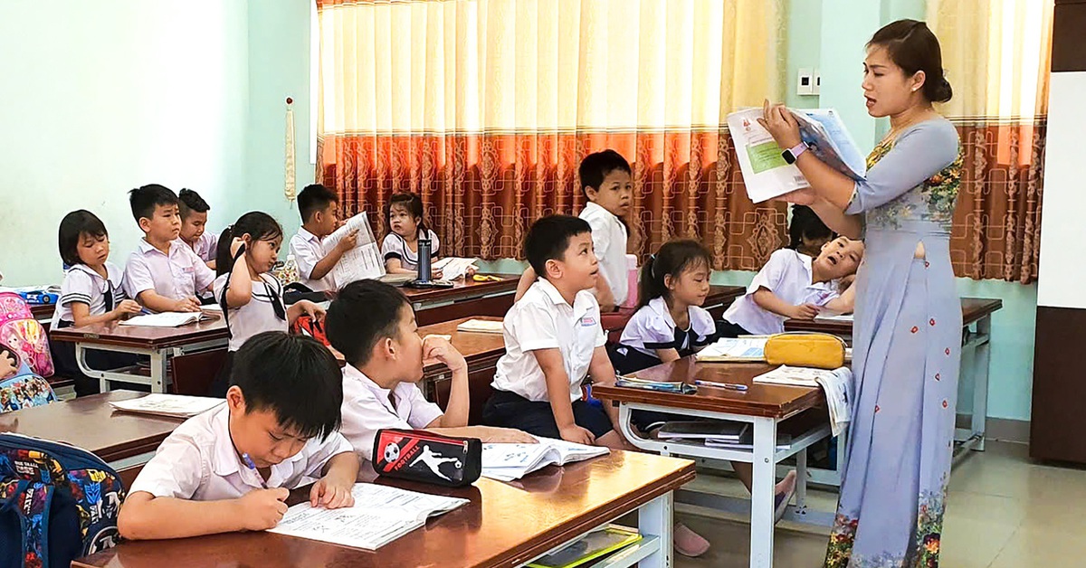 Thủ tướng: Đảm bảo nguồn lực để tổ chức dạy học 2 buổi/ngày