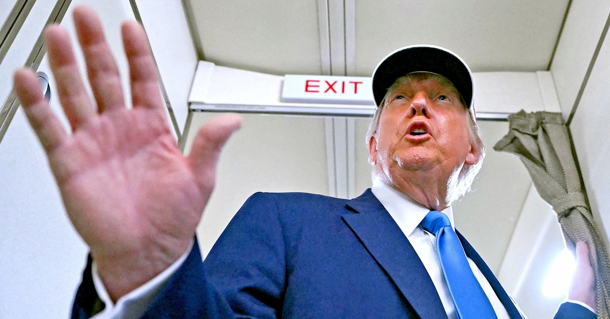 Ông Trump: 'Elon Musk phản ứng mạnh với tôi là do ma túy'