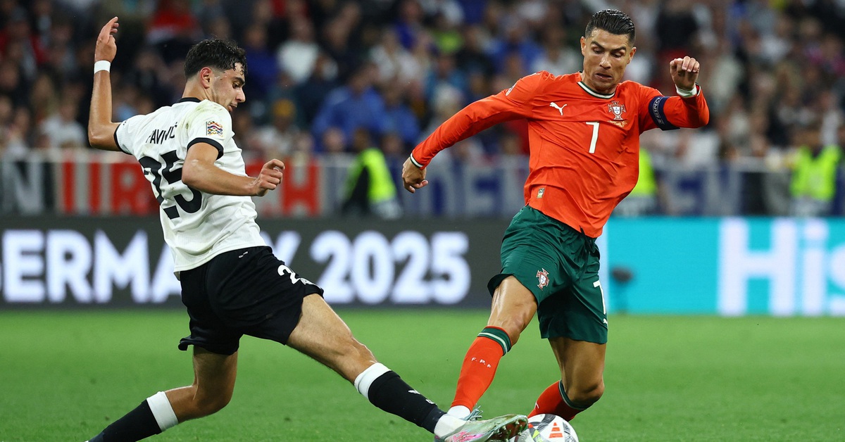 Ronaldo bị mỉa mai khi nói Lamine Yamal chưa xứng đáng với Quả bóng vàng