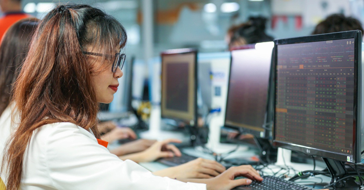Đón sóng nhân lực chất lượng cao: Bỏ việc lương cao đi học lại