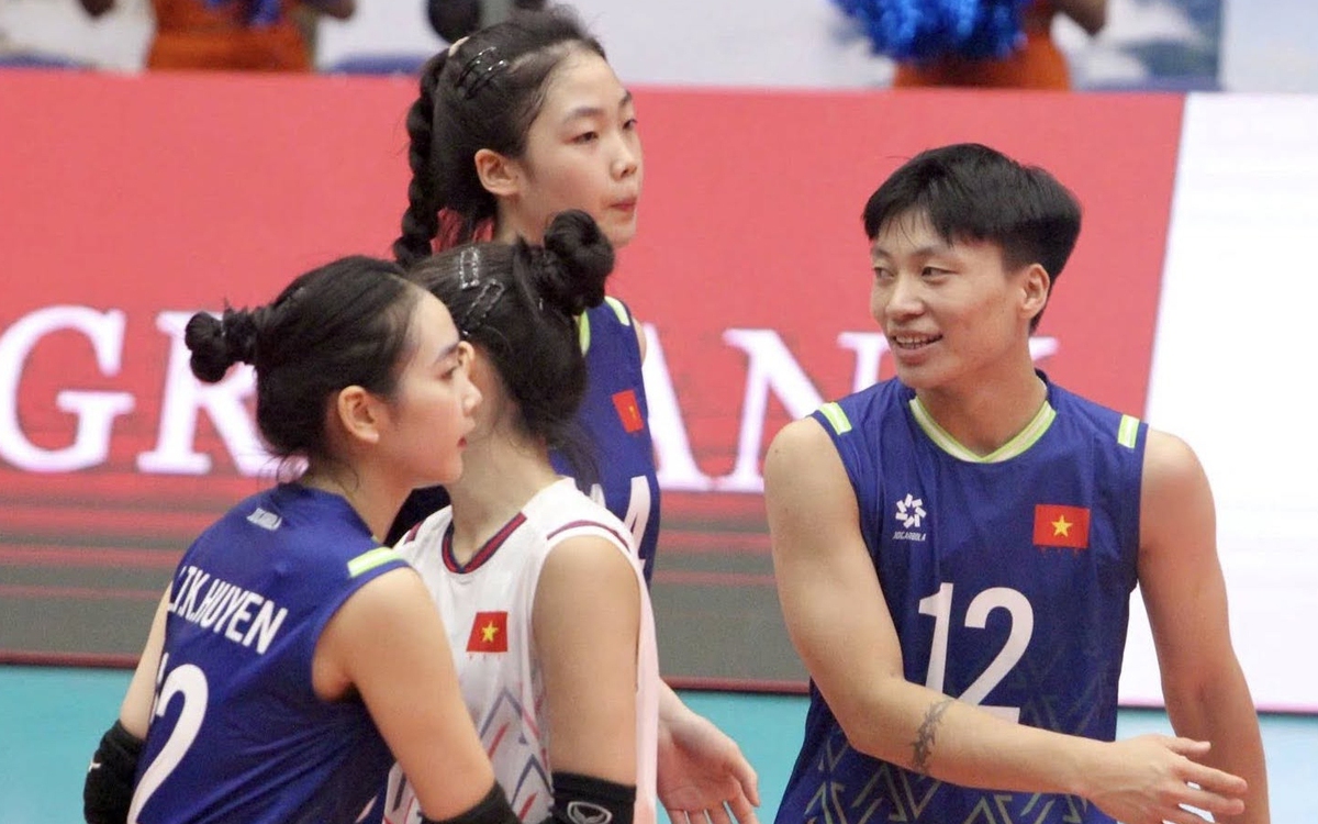 Giải bóng chuyền nữ VTV Cup 2025: Những tay đánh trẻ ấn tượng