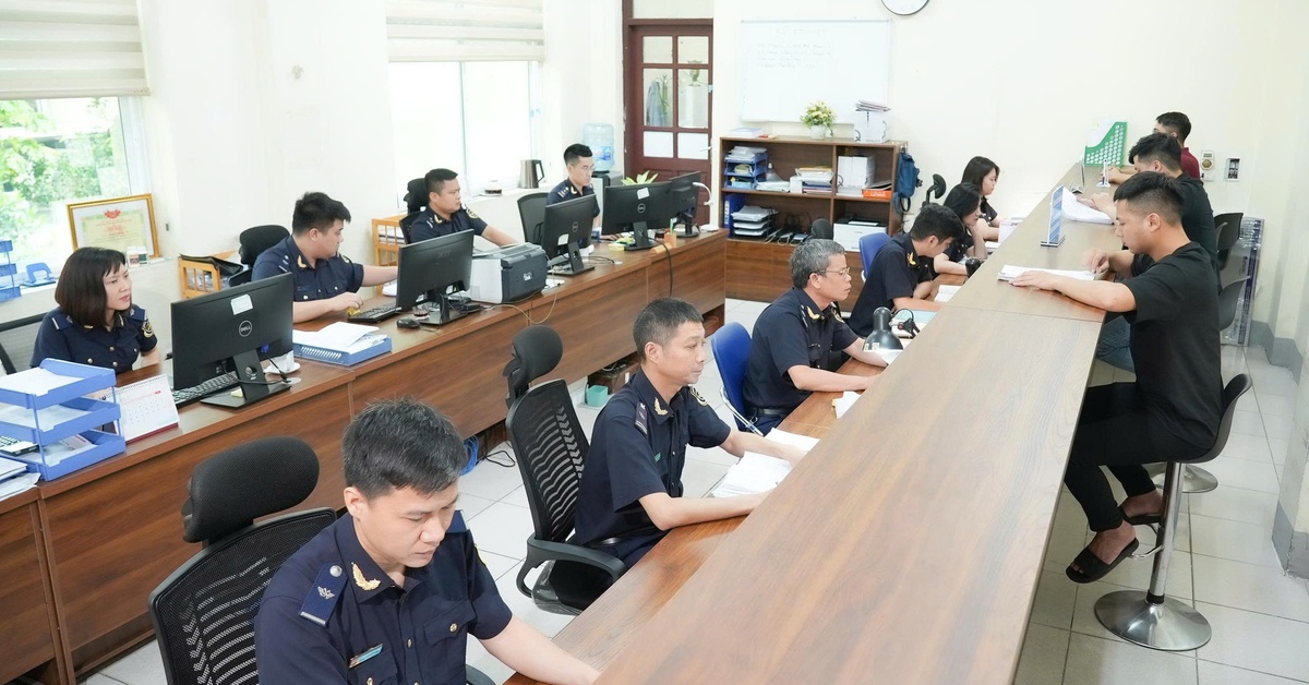 Hơn 50.000 tờ khai hải quan được giải quyết thành công ngày đầu áp dụng mô hình chính quyền 2 cấp
