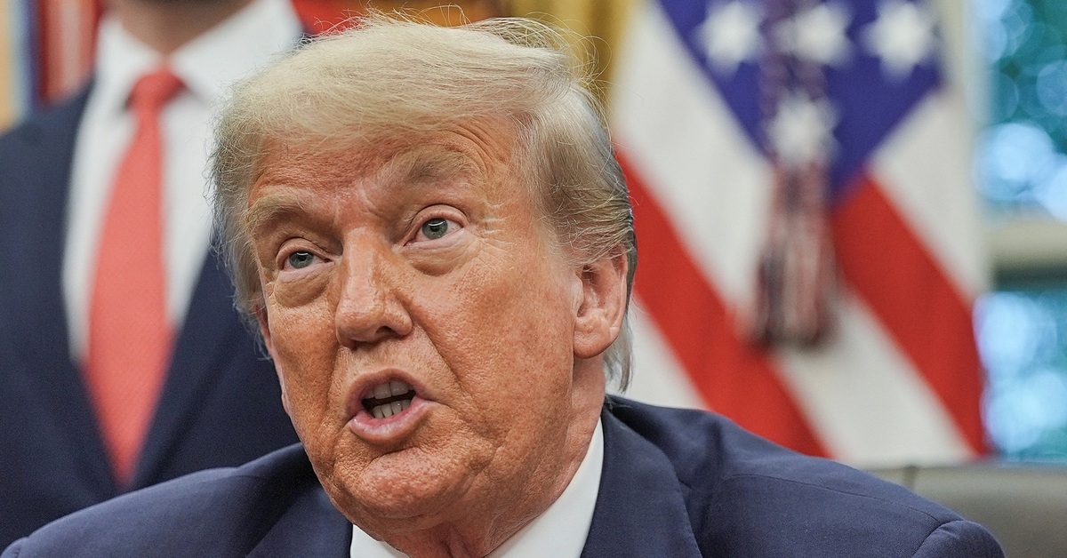 Ông Trump bảo DOGE cắt tài trợ với dự án của ông Musk để tiết kiệm ngân sách