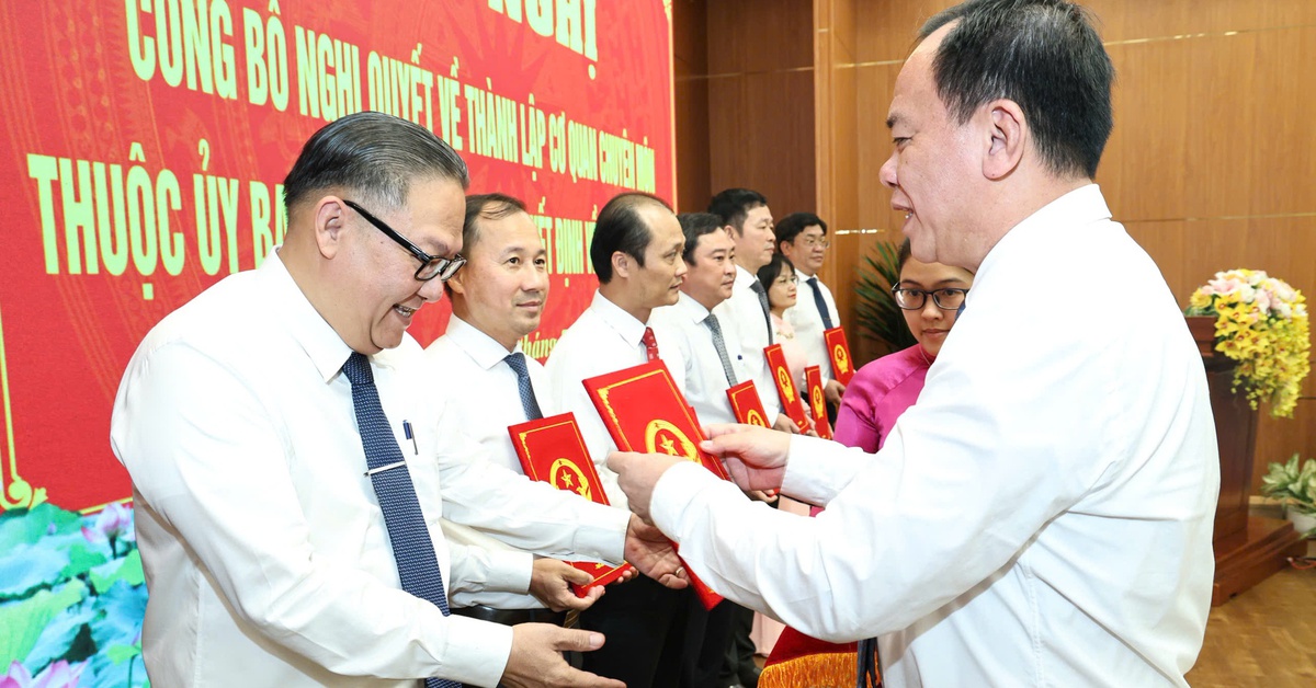 Đồng Nai bổ nhiệm 14 lãnh đạo sở ngành sau sáp nhập