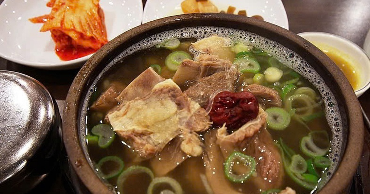 Món Hàn Quốc gà hầm sâm, canh cá chạch, canh sườn bò bổ dưỡng chống nóng mùa hè