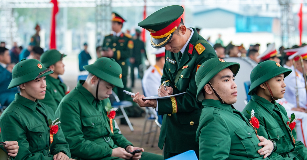 Có hình xăm vẫn được xem xét gọi nhập ngũ