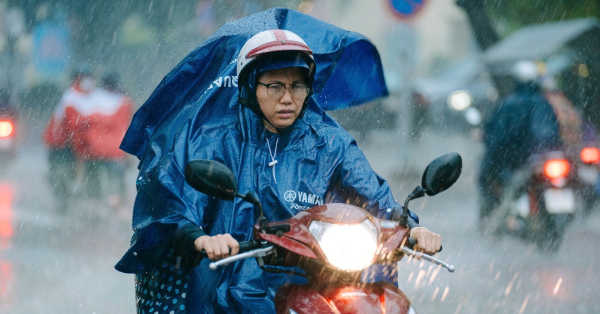 Thời tiết hôm nay 11-7: Bắc Bộ mưa to tới rất to, Nam Bộ nhiều mây, mưa chiều