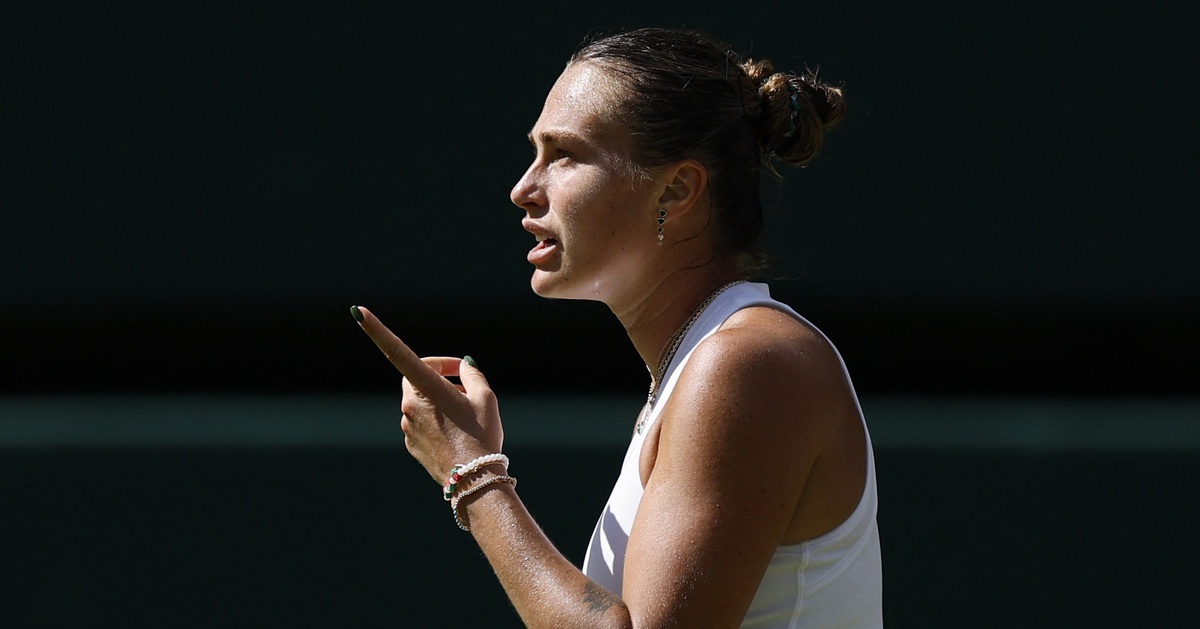 Sabalenka 'nổi điên' vì hành vi ăn mừng thiếu tôn trọng của Anisimova ở bán kết Wimbledon