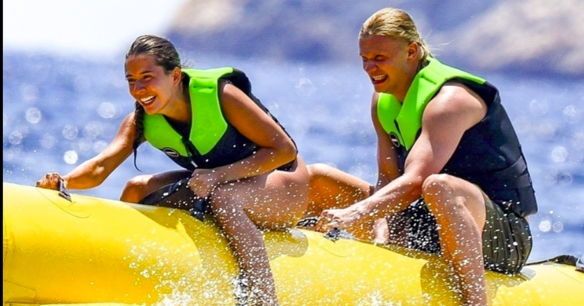 Haaland xóa bỏ nỗi buồn ở FIFA Club World Cup bên bạn gái kín tiếng