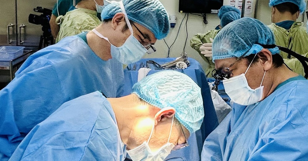 Kỳ tích từ lòng nhân ái: Hai người bệnh trẻ được 'sống thêm lần nữa' sau ghép thận