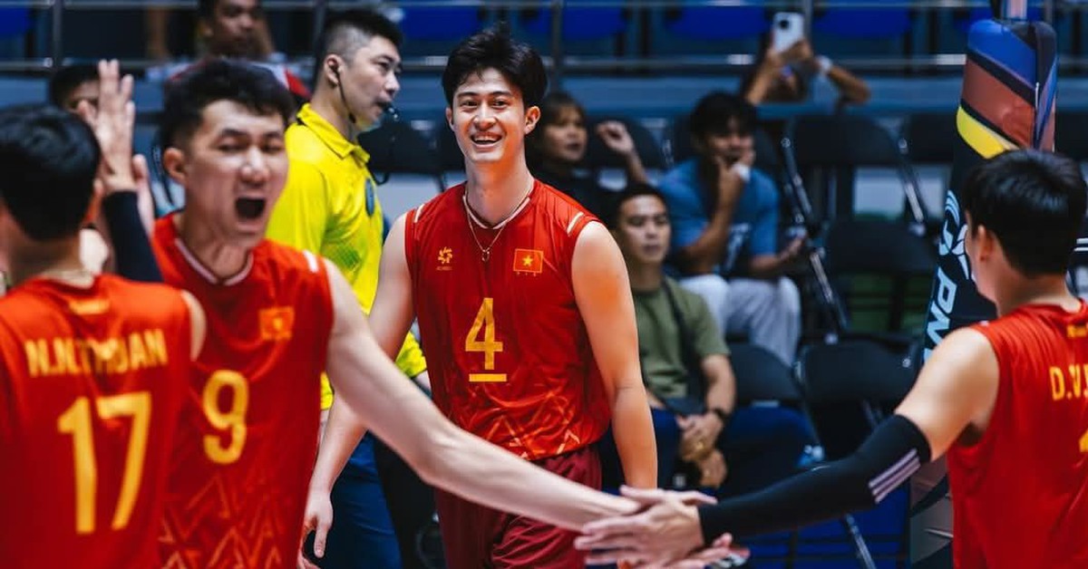 'Hot boy' Quản Trọng Nghĩa 'đánh mất chính mình' như thế nào trước Thái Lan?