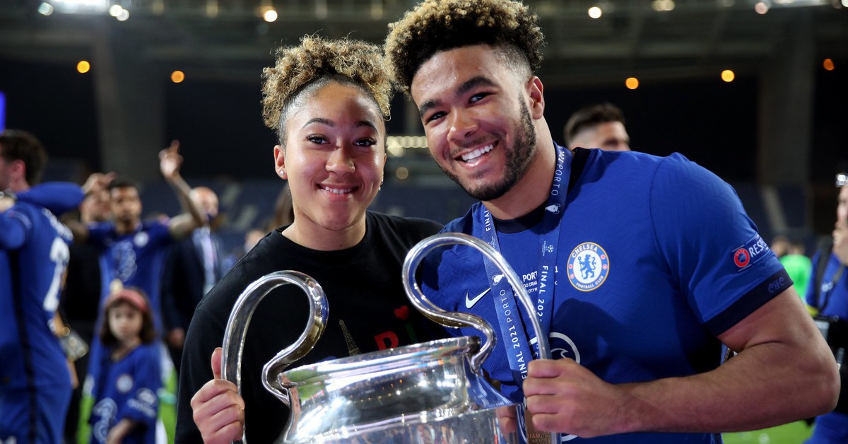 Lạ lùng Chelsea, thường vô địch khi đóng vai 'kèo dưới'