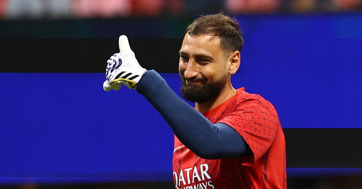 Chelsea 'tung hỏa mù' khiến PSG lo lắng