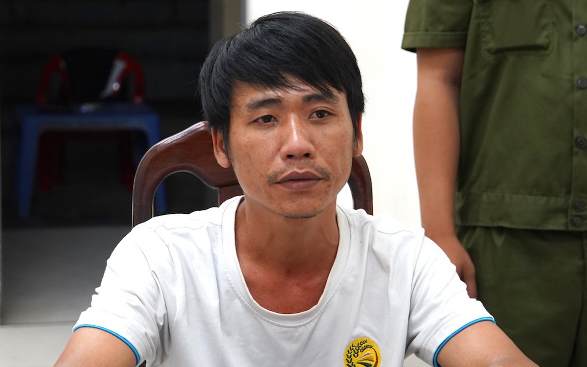 Tây Ninh: Tổ trưởng an ninh khu phố vận động, chở thanh niên chém người ra đầu thú