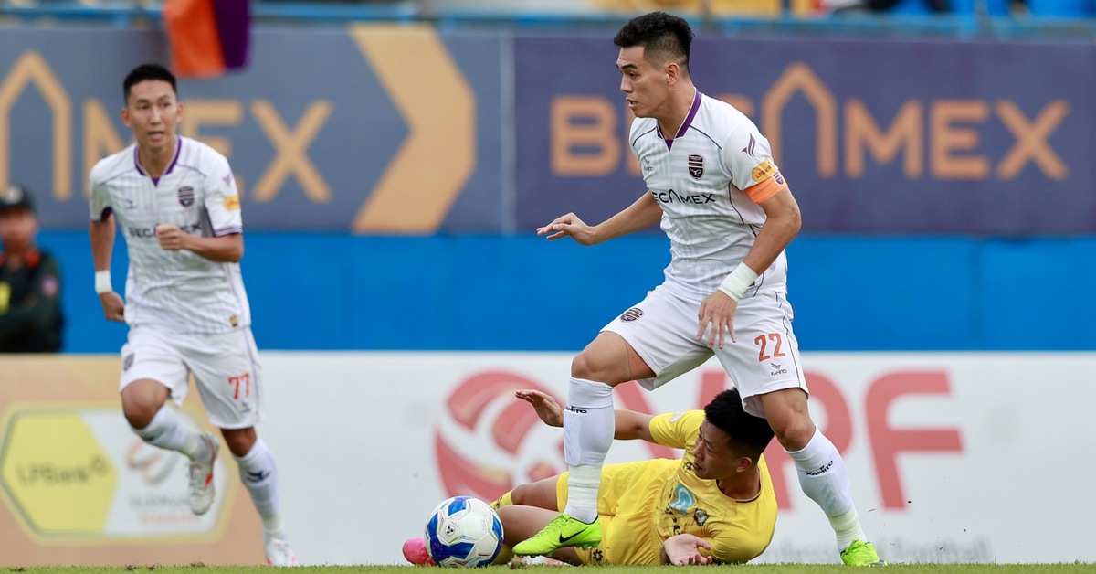 VFF đồng ý đổi tên 3 CLB bóng đá của TP.HCM