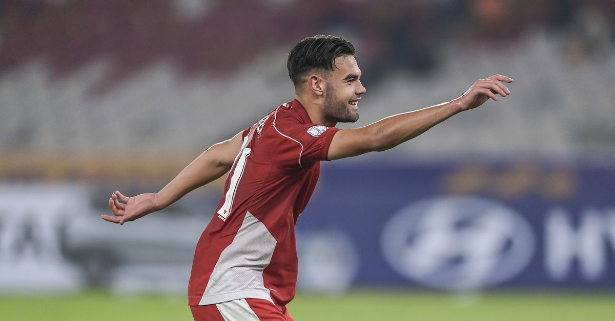 Tiền đạo Indonesia bị HLV dọa không cho ra sân vì ăn mừng theo trend TikTok