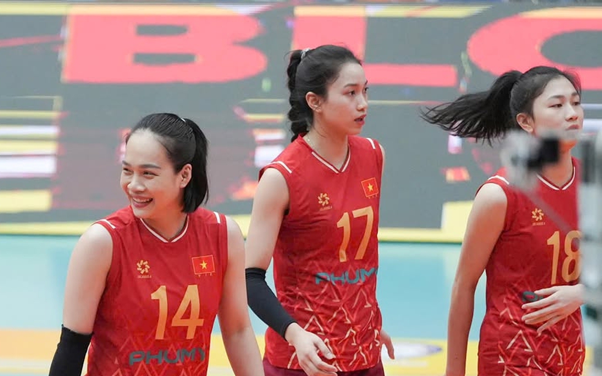 Lại thắng ấn tượng, bóng chuyền nữ Việt Nam vào bán kết giải Thượng Hải