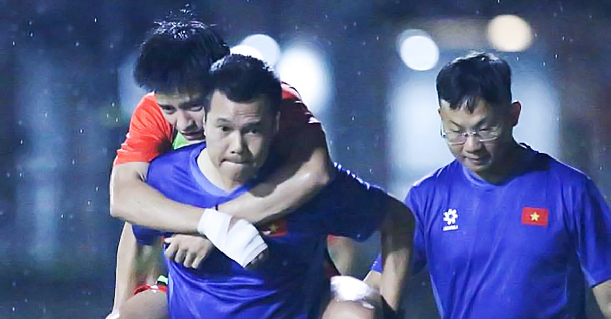 U23 Việt Nam phải thay tiền đạo gấp vì chấn thương