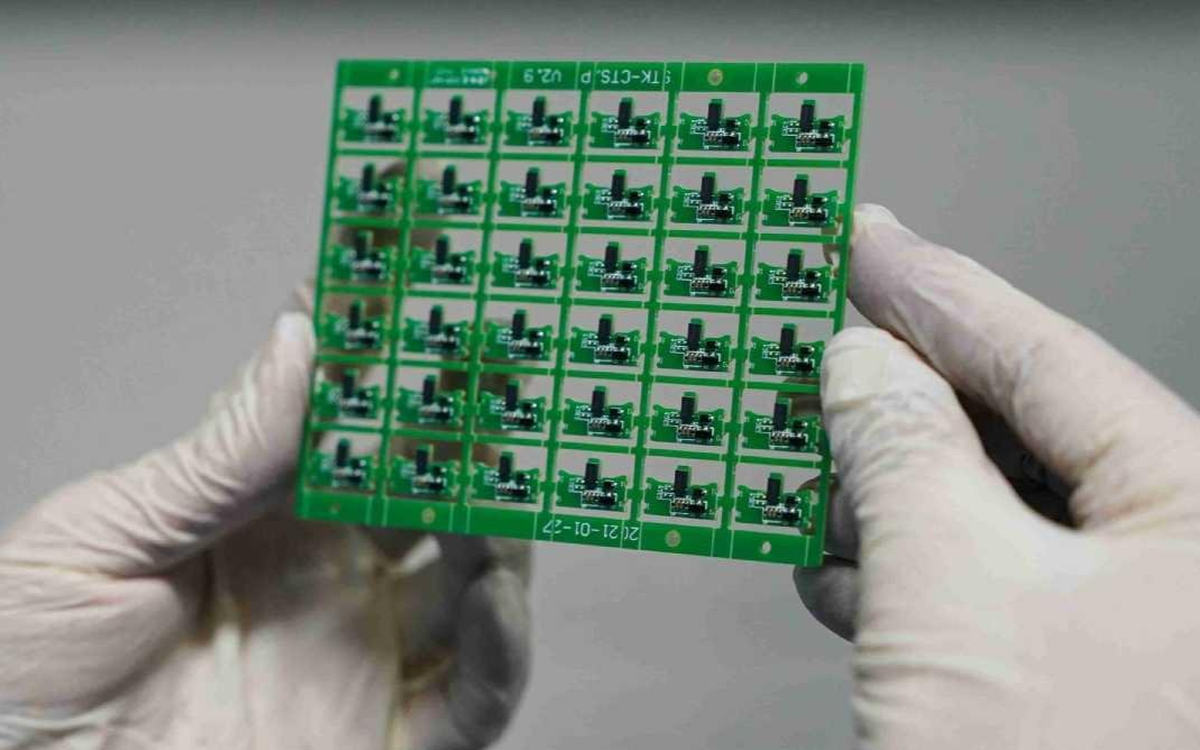 Nvidia được bán chip sang Trung Quốc, Bắc Kinh kêu gọi Mỹ dỡ thêm các hạn chế thương mại