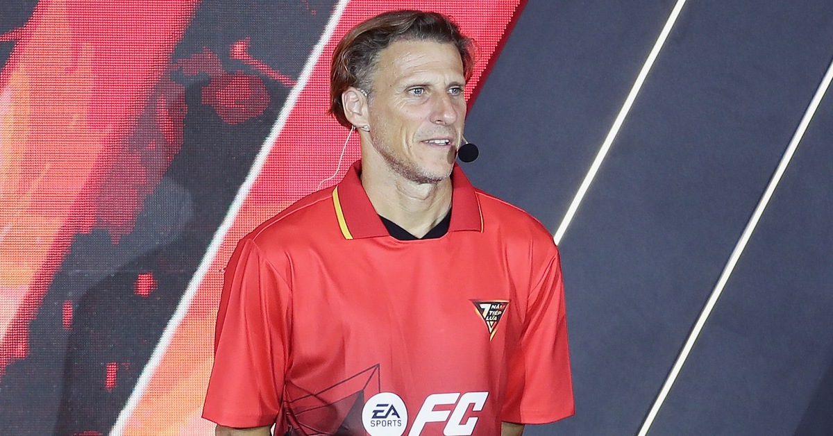 Huyền thoại bóng đá Diego Forlan đến Việt Nam