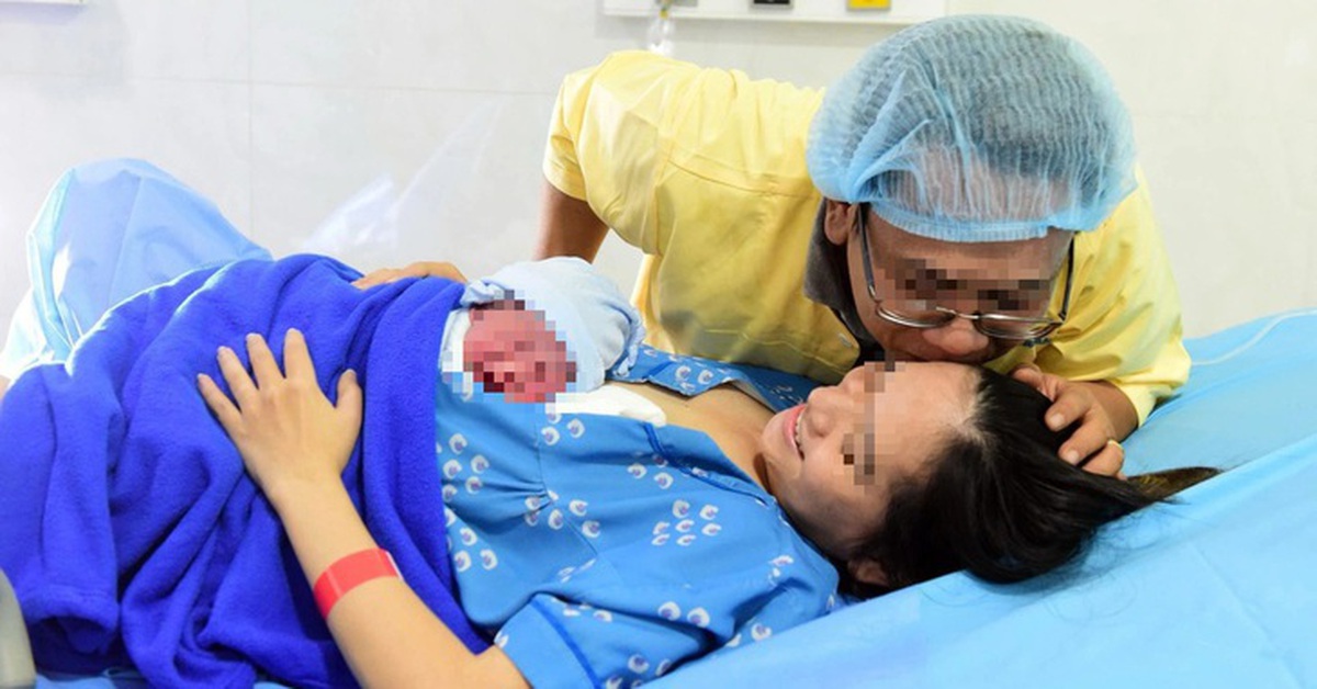 Tin tức sáng 21-7: Công ty BĐS giải trình vì cổ phiếu 'nóng'; Trợ cấp thai sản mới bao nhiêu?