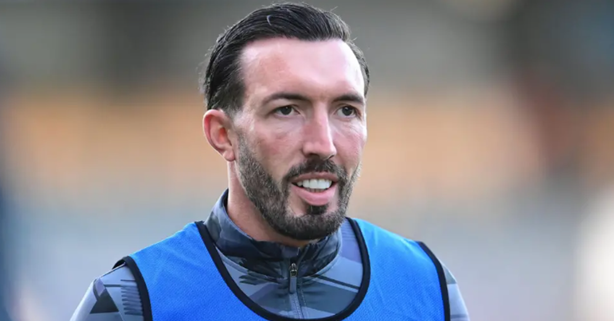 Tiền đạo người Anh nhận án phạt kỷ lục vì cá cược 6.397 lần trong 8 năm thi đấu