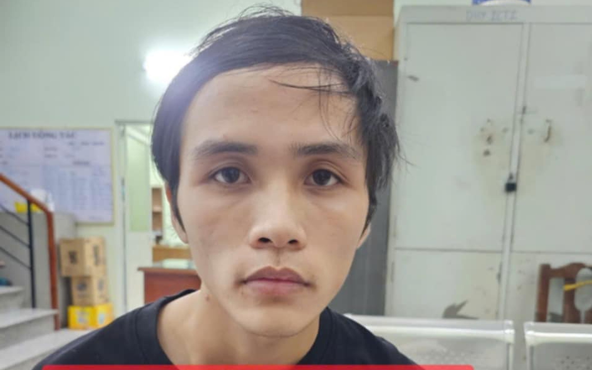 Công an TP.HCM bắt nam thanh niên giật hơn 100 tờ vé số của người khuyết tật