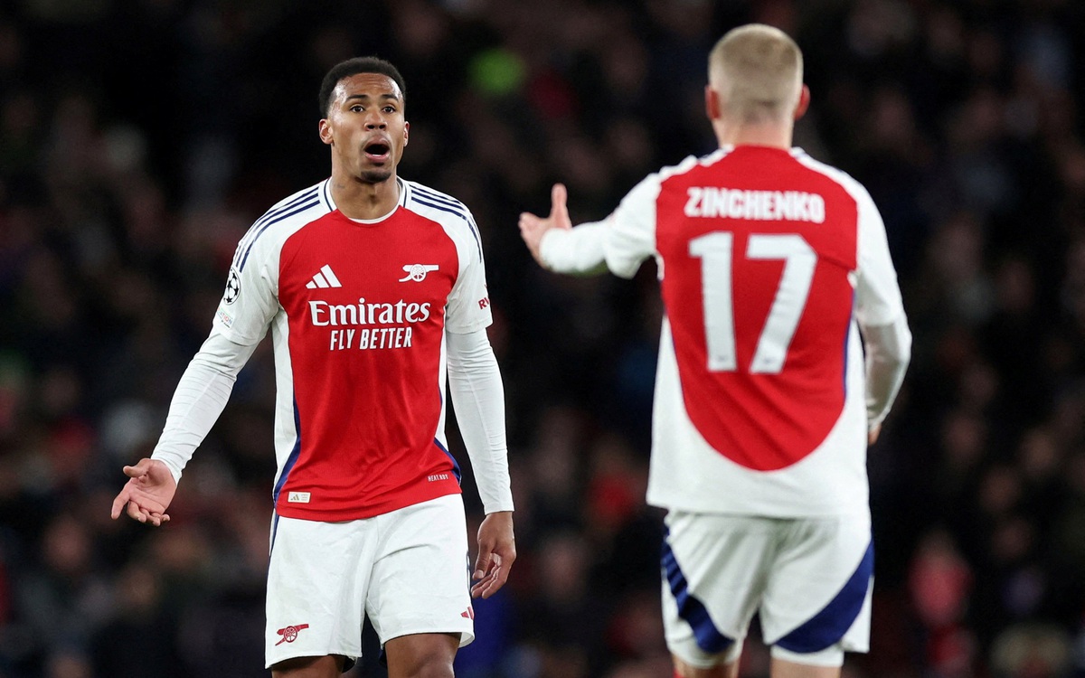 Các đội bóng Premier League công bố giá vé, đội nào bán đắt nhất?